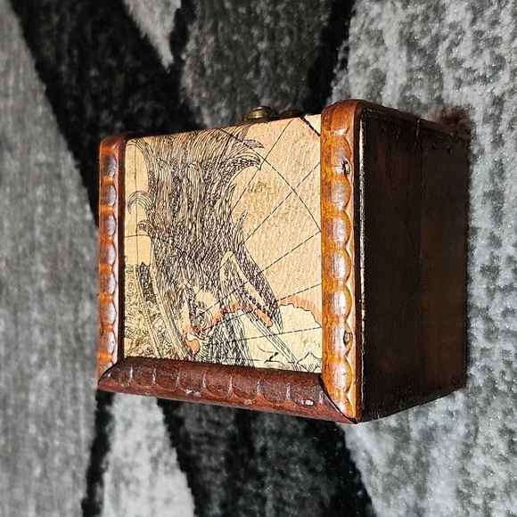 RETRO DISPLAY ORGANIZER STORAGE JEWELRY EAGLE SMALL WOODEN TREASURE BOX - Picture 2 of 12